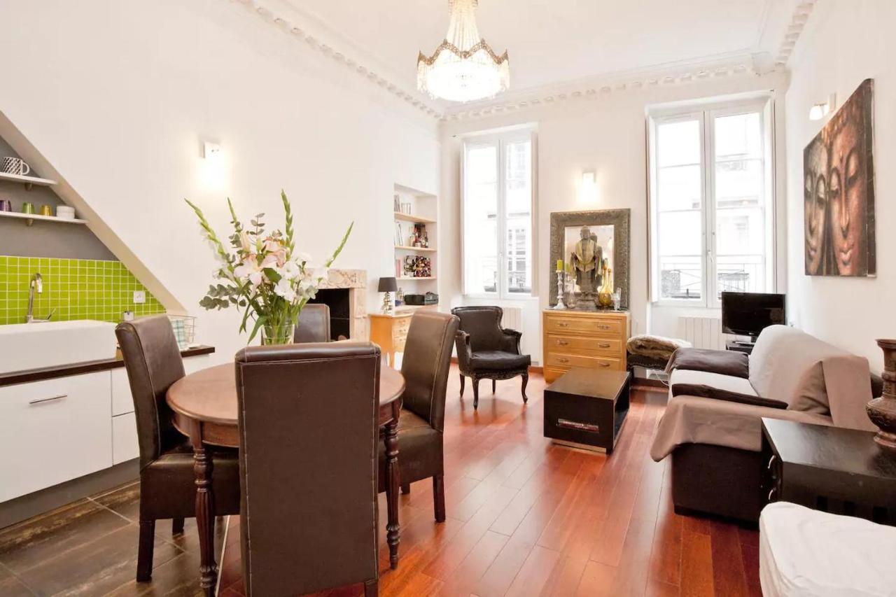 Romantic Apartment Close To Le Marais Париж Екстериор снимка