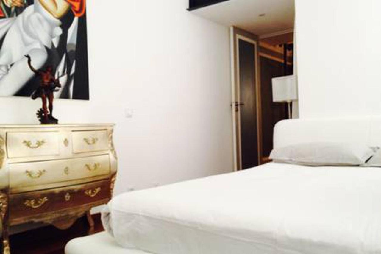 Romantic Apartment Close To Le Marais Париж Екстериор снимка